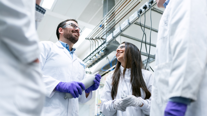 Expand your lab service business with rapid and quantitative microbiology tests